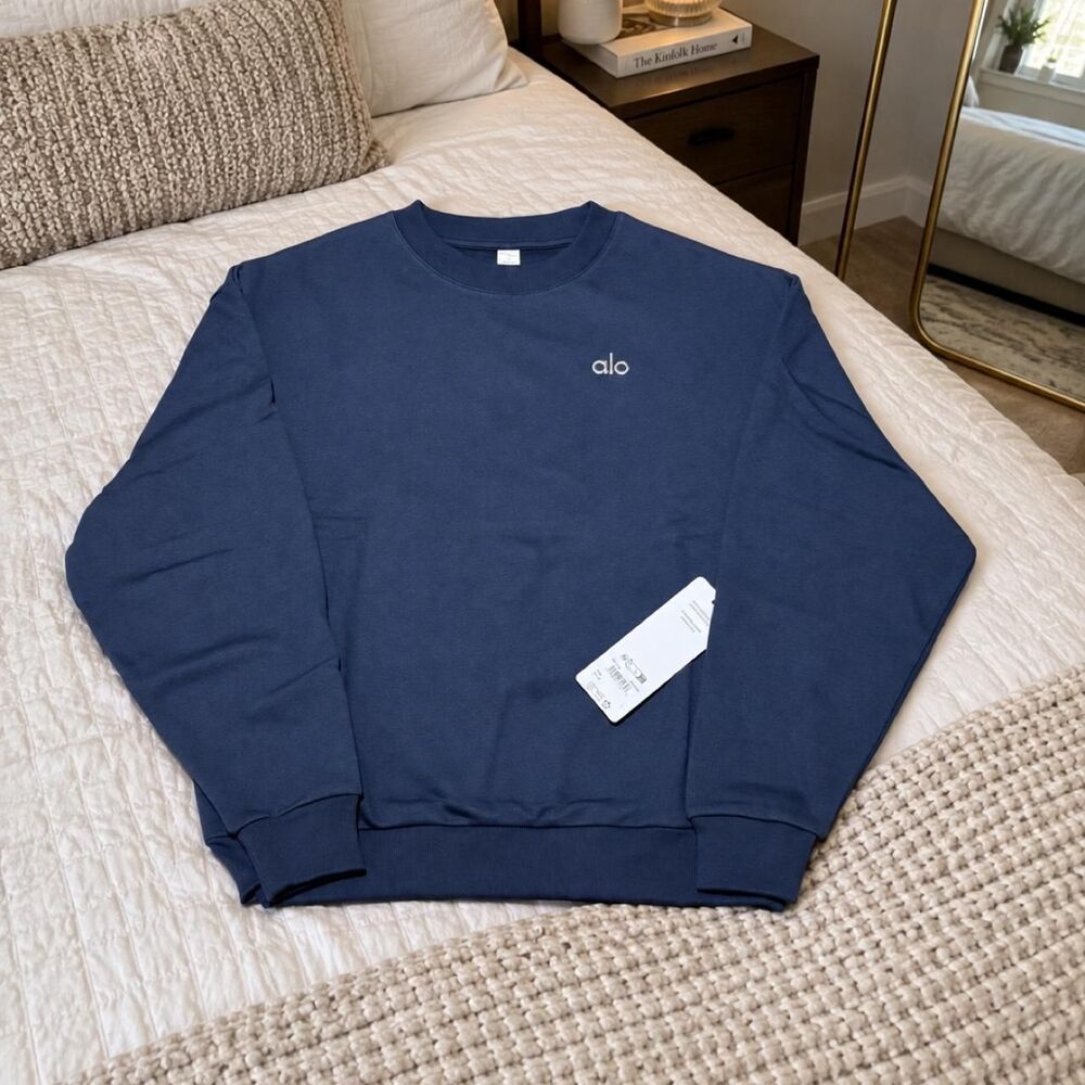 Alo Accolade Crewneck Sweatshirt – Navy
